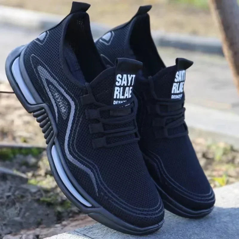 Sepatu Olahraga Pria Bahan Sangat Ringan Adem Nyaman Semua Ukuran