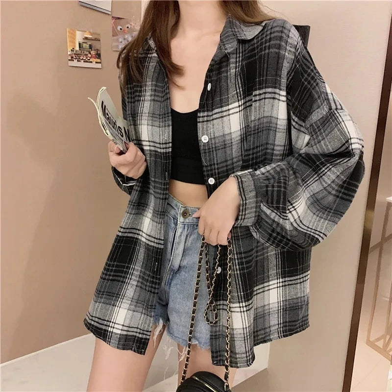KEMEJA WANITA MOTIF KOTAK-KOTAK LENGAN PANJANG GAYA SANTAI & ELEGAN | Women's Plaid Shirt Long Sleeve Vintage Loose Casual Blouse Fashion