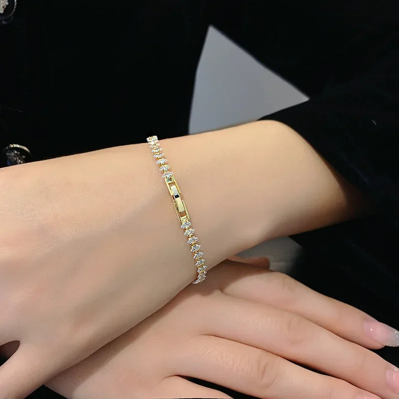 GELANG KRISTAL MEWAH MOTIF GEOMETRIS WANITA PERHIASAN ELEGAN | Women's Luxury Crystal Geometric Chain Bracelet Elegant Fashion Jewelry
