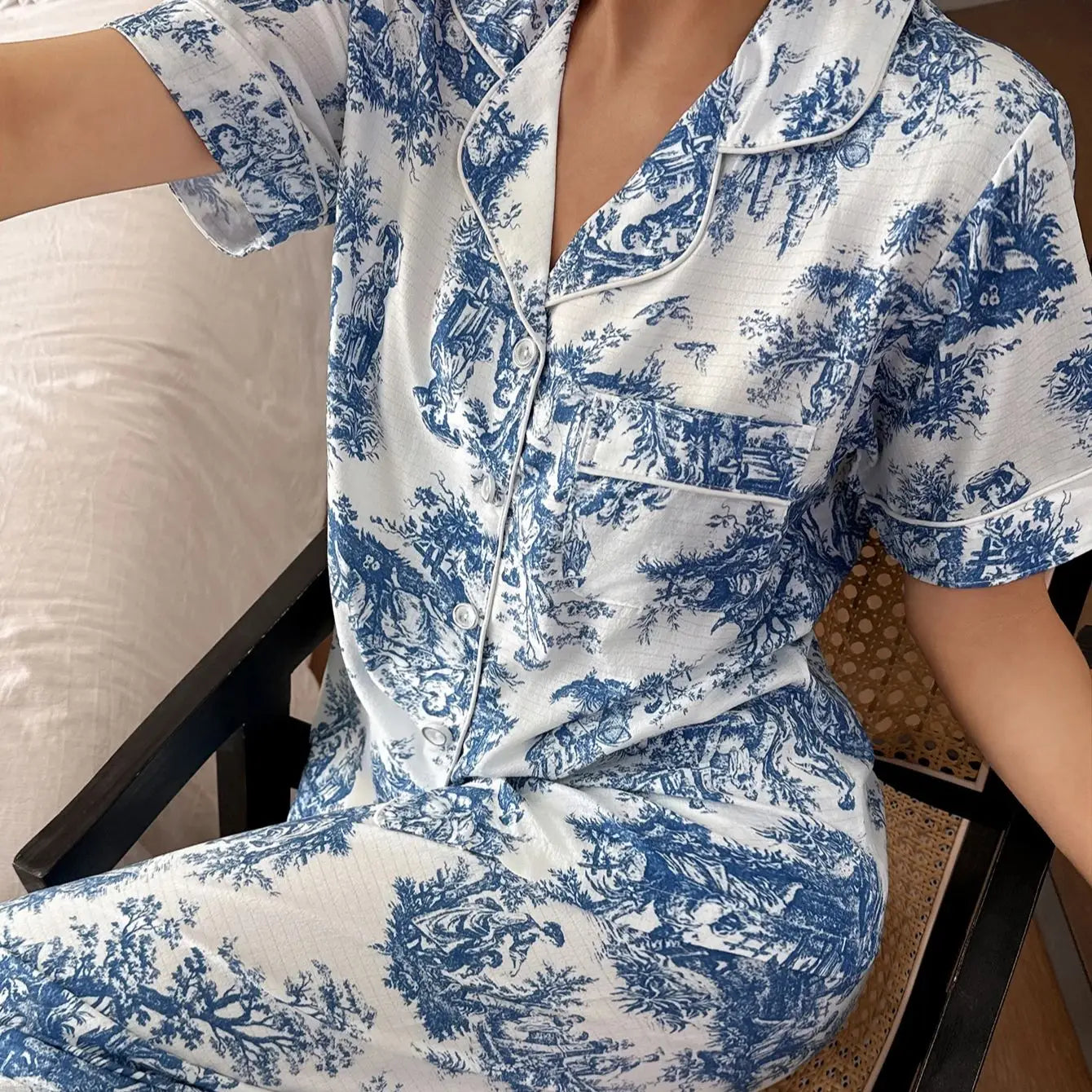 Setelan Baju Tidur Wanita Motif Bunga - Bahan Adem Premium