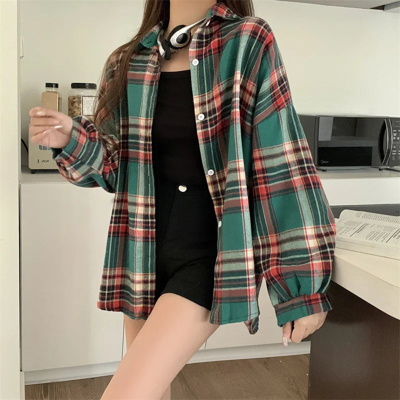 KEMEJA WANITA MOTIF KOTAK-KOTAK LENGAN PANJANG GAYA SANTAI & ELEGAN | Women's Plaid Shirt Long Sleeve Vintage Loose Casual Blouse Fashion