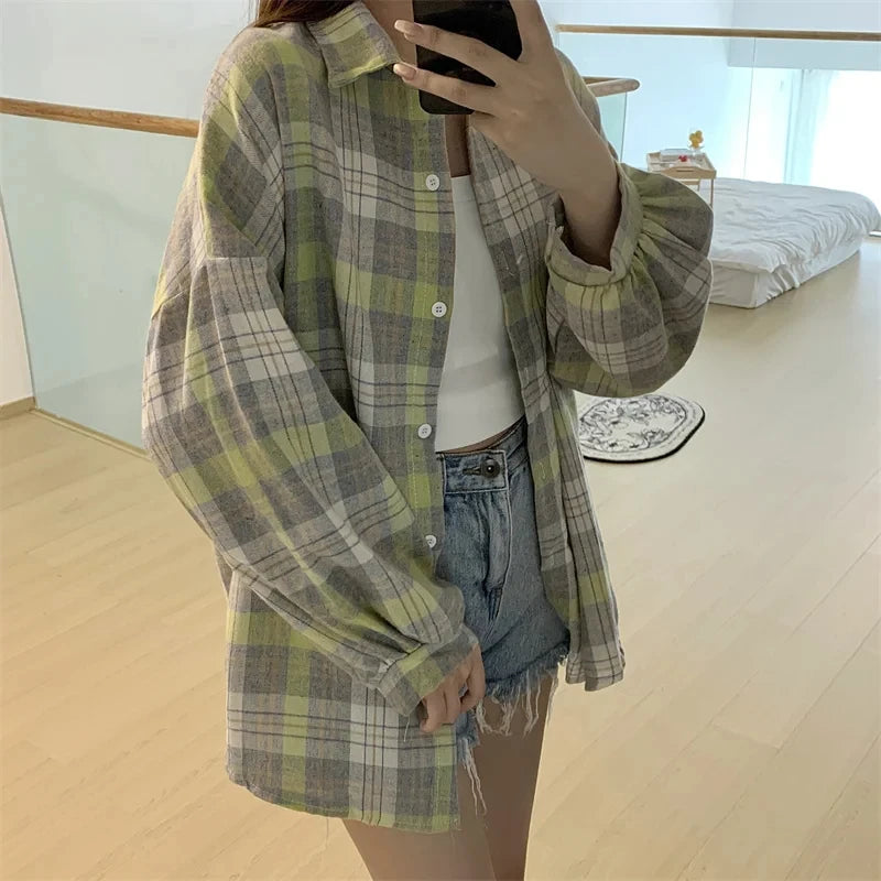 KEMEJA WANITA MOTIF KOTAK-KOTAK LENGAN PANJANG GAYA SANTAI & ELEGAN | Women's Plaid Shirt Long Sleeve Vintage Loose Casual Blouse Fashion