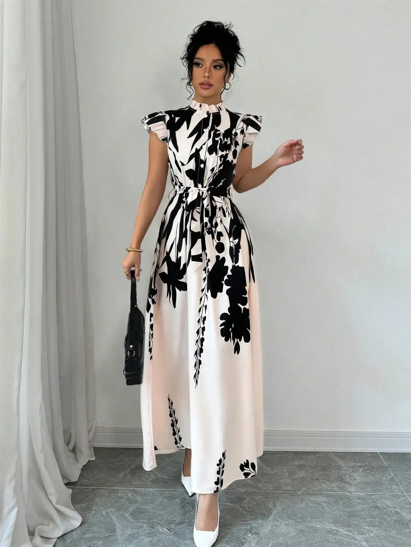 GAUN WANITA MOTIF HITAM PUTIH ELEGAN MODEL PANJANG SOPAN & BERGAYA | Women's Elegant Black & White Print Long Dress Suitable for Work, Dating & Vacation