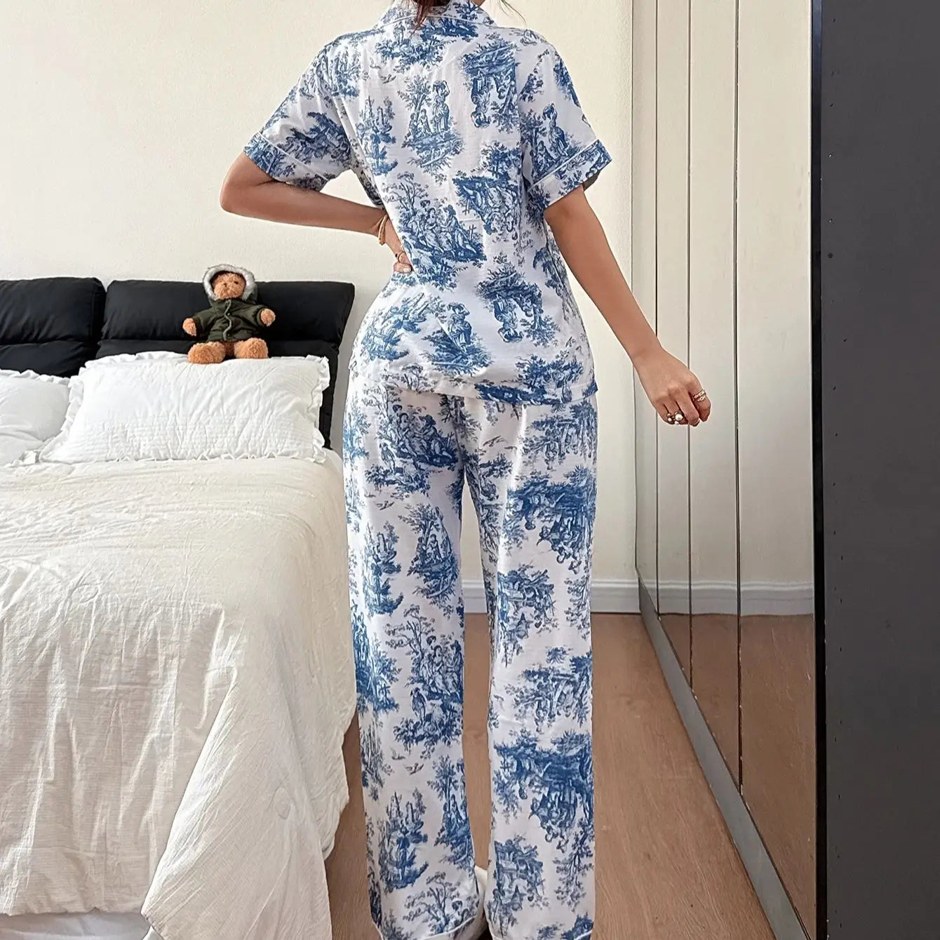 Setelan Baju Tidur Wanita Motif Bunga - Bahan Adem Premium
