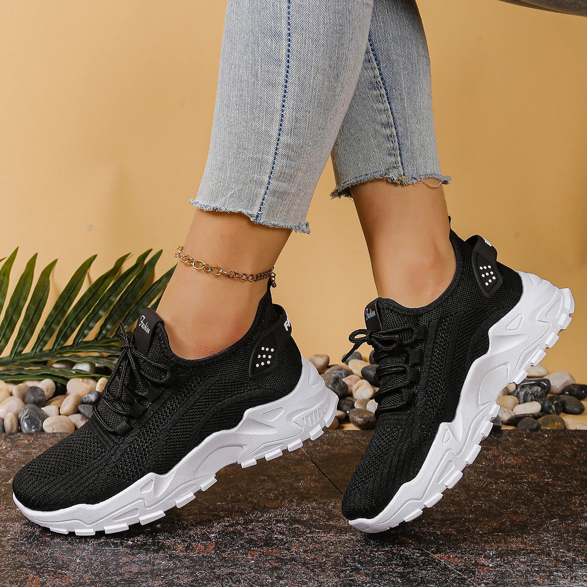 SEPATU OLAHRAGA WANITA PREMIUM BAHAN JARING BERNAFAS MODEL BARU 2025 - BERKAH REJEKIMU GROUP